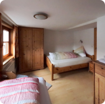 Schlafzimmer 2
